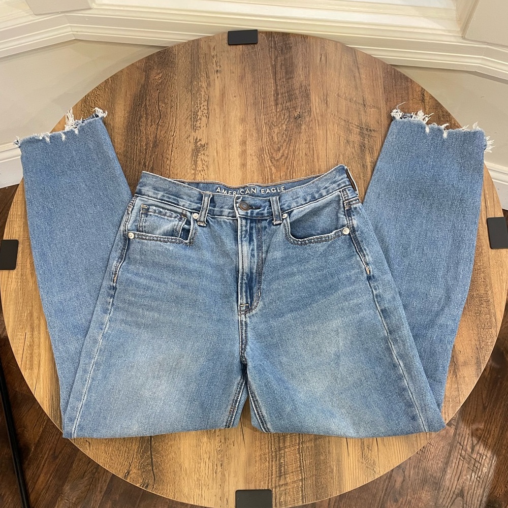 American Eagle Mom Jean
